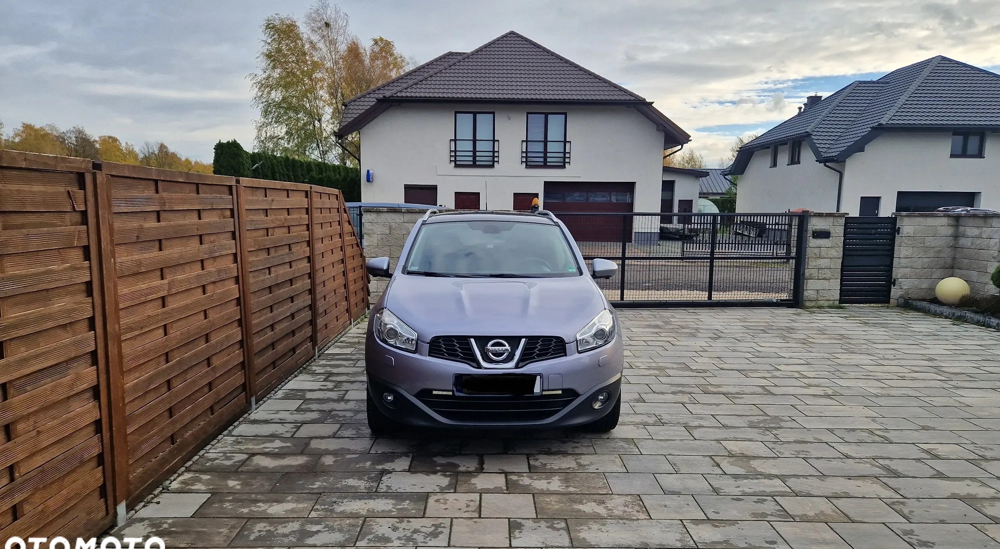 Nissan Qashqai cena 44900 przebieg: 165000, rok produkcji 2013 z Kozienice małe 667